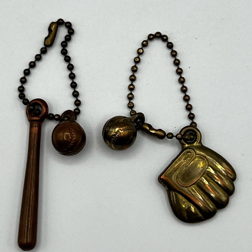 Lot of 2 Vintage 1960-70s Baseball Keychains Glove, Bat & Baseball Charms